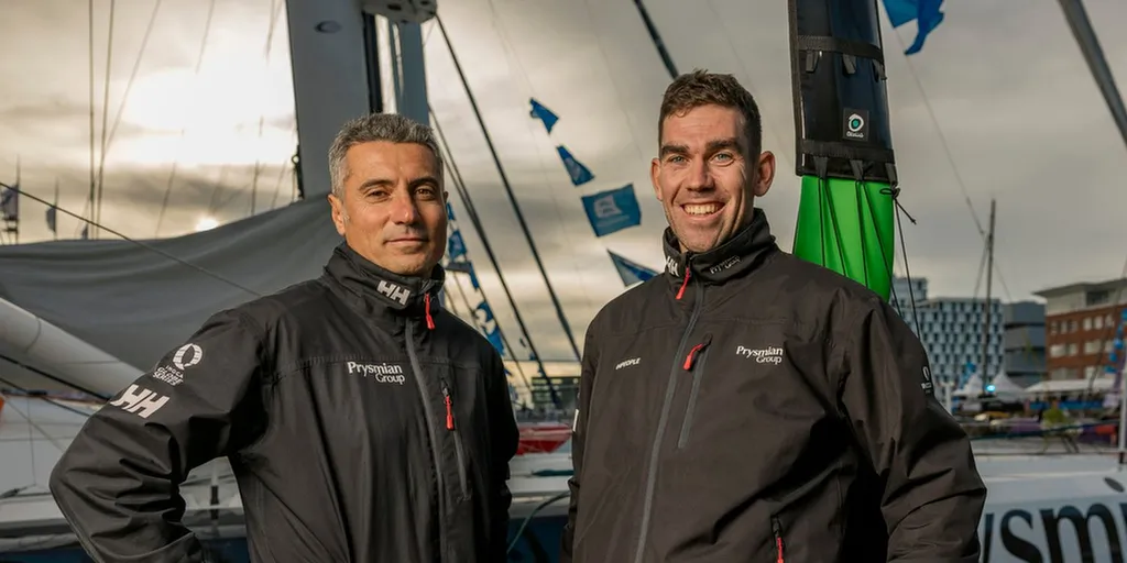 Gaston Morvan et Giancarlo Pedote au départ de la Transat Jacques Vabre 2023