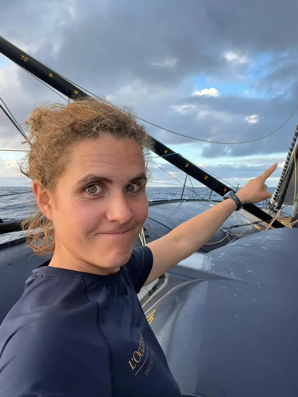 La skipper de L'Occitane en Provence, Clarisse Crémer (FRA), a envoyé une photo du bateau