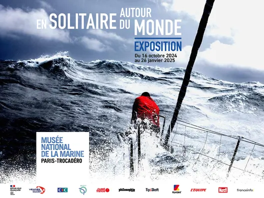 Affiche de l'exposition "En solitaire autour du monde" au Musée de la Marine. 