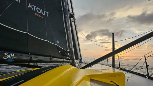 COURSE, 19 NOVEMBRE 2024 : Photo envoyée depuis le bateau Tout Commence en Finistère - Armor Lux lors de la course à la voile du Vendée Globe le 19 novembre 2024. (Photo du skipper Jean Le Cam)