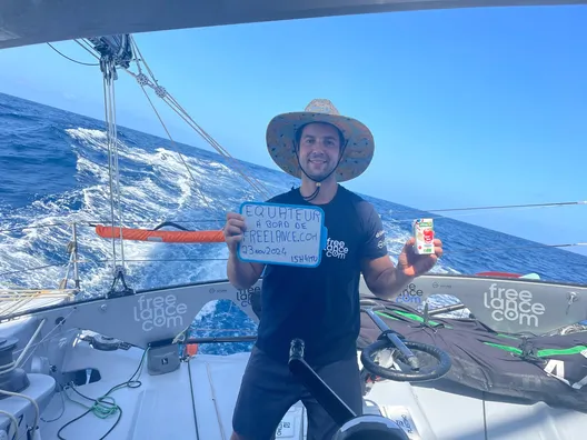 23 NOVEMBRE 2024 : Photo envoyée depuis le bateau Freelance.com lors de la course à la voile du Vendée Globe le 23 novembre 2024. (Photo du skipper Guirec Soudée)