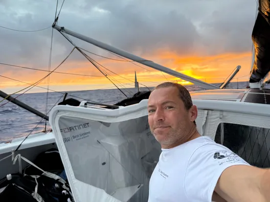 LE 26 NOVEMBRE 2024 : Photo envoyée depuis le bateau Fortinet - Best Western lors de la course à la voile du Vendée Globe le 26 novembre 2024. (Photo du skipper Romain Attanasio)