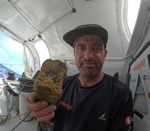 LE 27 NOVEMBRE 2024 : Photo envoyée depuis le bateau FOUSSIER lors de la course à la voile du Vendée Globe le 27 novembre 2024. (Photo du skipper Sébastien Marsset)