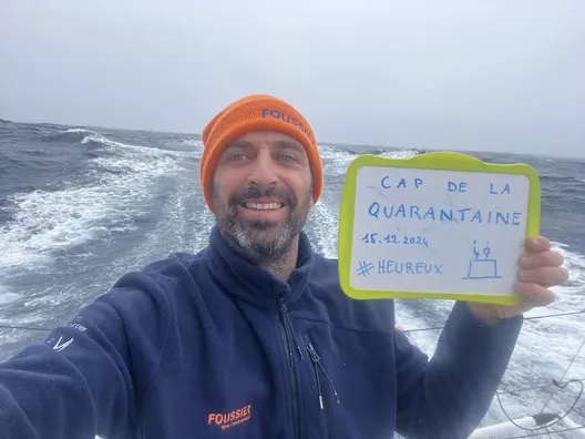 LE 15 DÉCEMBRE 2024 : Photo envoyée depuis le bateau FOUSSIER lors de la course à la voile du Vendée Globe le 15 décembre 2024. (Photo du skipper Sébastien Marsset) 40ème anniversaire