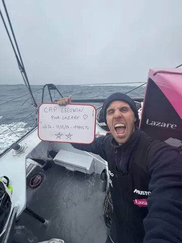 LE 17 DÉCEMBRE 2024 : Photo envoyée depuis le bateau Lazare lors de la course à la voile du Vendée Globe le 17 décembre 2024. (Photo du skipper Tanguy Le Turquais) Cap Leeuwin