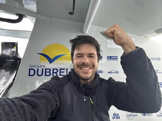 COURSE, 17 DÉCEMBRE 2024 : Photo envoyée depuis le bateau Groupe Dubreuil lors de la course à la voile du Vendée Globe le 17 décembre 2024. (Photo du skipper Sébastien Simon)