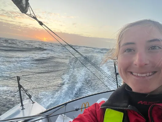 18 DÉCEMBRE 2024 : Photo envoyée depuis le bateau DeVenir lors de la course à la voile du Vendée Globe le 18 décembre 2024. (Photo du skipper Violette Dorange)