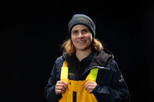 LES SABLES D'OLONNE, FRANCE - 01 FEVRIER 2025 : Clarisse Crémer (FRA), skipper de L'Occitane en Provence, est photographiée en studio après avoir pris la 11e place du Vendée Globe, le 01 février 2025 aux Sables d'Olonne, France - (Photo by Lloyd Images / Alea)