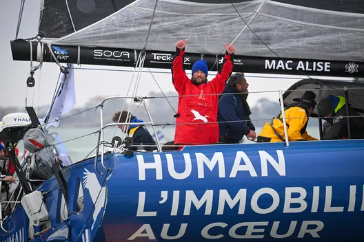 LES SABLES D'OLONNE, FRANCE - 14 FEVRIER 2025 : Le skipper de HUMAN Immobilier Antoine Cornic (FRA) fête sa 28ème place dans le Vendée Globe, le 14 février 2025 aux Sables d'Olonne, France - (Photo by Vincent Curutchet / Alea)