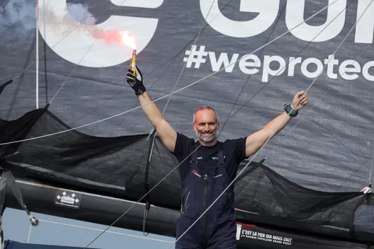 LES SABLES D'OLONNE, FRANCE - 04 MARS 2025 : Nexans - Fabrice Amedeo (FRA), skipper de Wewise, fête sa 32ème place dans le Vendée Globe, le 04 mars 2025 aux Sables d'Olonne, France - (Photo by Jean-Marie Liot / Alea)