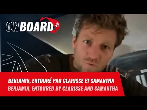 Benjamin Ferré, entouré par Clarisse Crémer et Sam Davies | Vendée Globe 2024