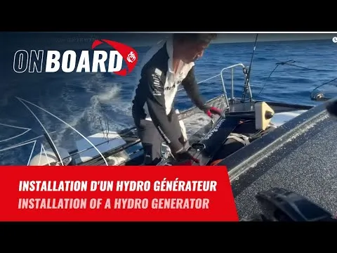 Installation d'un hydro générateur | Vendée Globe 2024