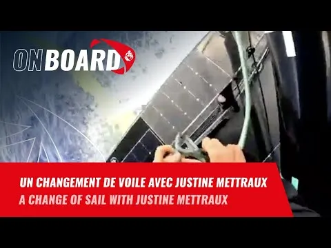 Un changement de voile avec Justine Mettraux ! | Vendée Globe 2024