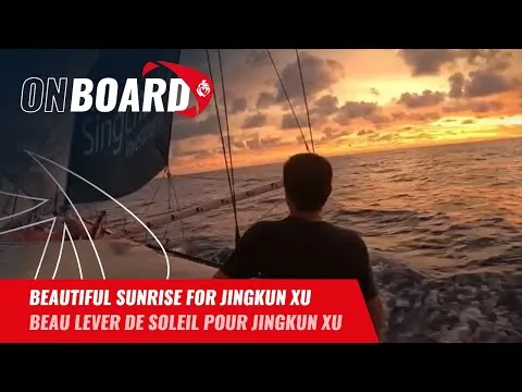 Beautiful sunrise for Jingkun Xu | Vendée Globe 2024