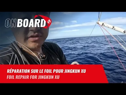 Réparation sur le foil pour Jingkun Xu | Vendée Globe 2024