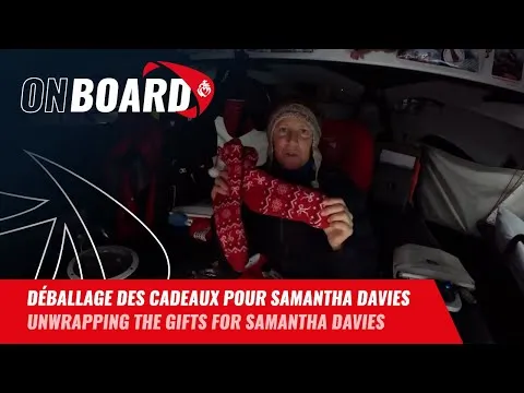Déballage des cadeaux pour Samantha Davies | Vendée Globe 2024