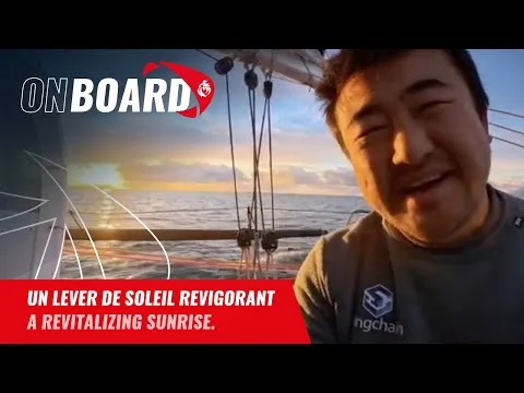 Un lever de soleil revigorant | Vendée Globe 2024