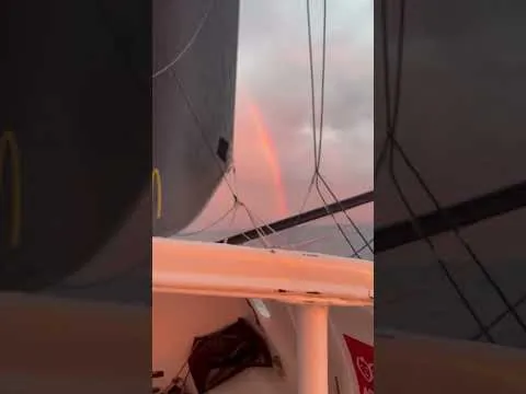 Couleurs de folie pour Violette ! | Vendée Globe 2024