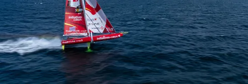 LORIENT, FRANCE - 28 JUIN 2024 : Le skipper d'Initiatives-Coeur Sam Davies (GBR) est photographié le 28 juin 2024 au large de Lorient, France - Photo by Yann Riou / polaRYSE - Polaryse / Initiatives-Coeur