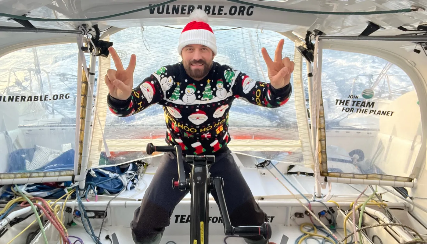 24 DÉCEMBRE 2024 : Photo envoyée depuis le bateau VULNERABLE SG lors de la course à la voile du Vendée Globe le 24 décembre 2024. (Photo du skipper Sam Goodchild) Noël